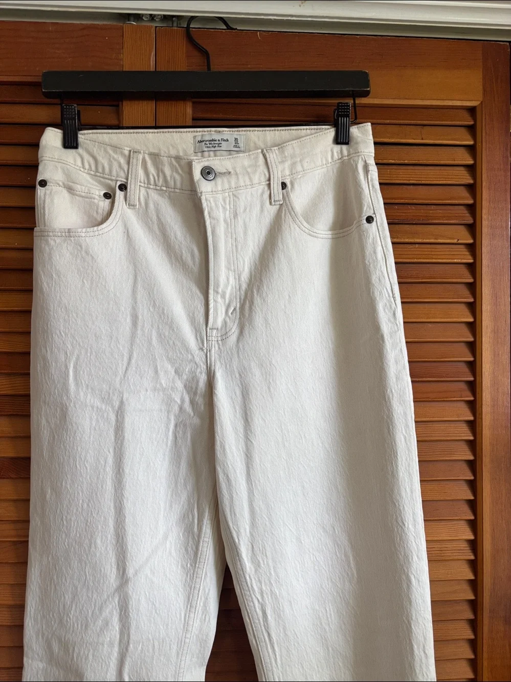 Abercrombie & Fitch The 90’s Straight Ultra High-Rise Off-White Jeans Size 30/10
